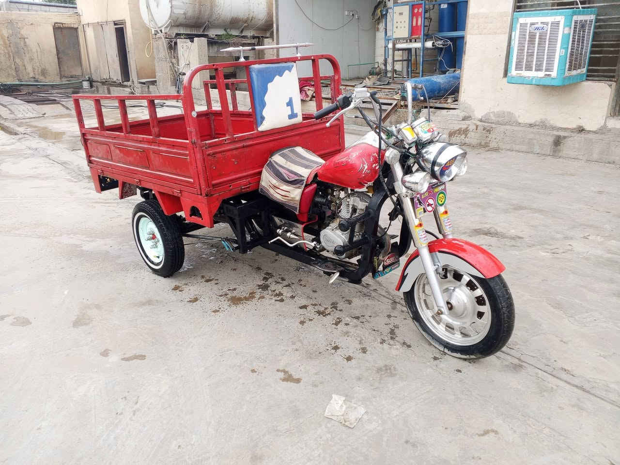 سلام عليكم ستوته البيع موديل 2007شاصي كفاله رقم اسود مداور ليمته ماتريد يداورلك ستوته تعمير 25ستوته شوفت عينك ربع ماذب عليهه نضافه 100/100مكاني ديوانيه قضاء الحمزة الشرقي رقم الهاتف ‏‪***********‬‏
