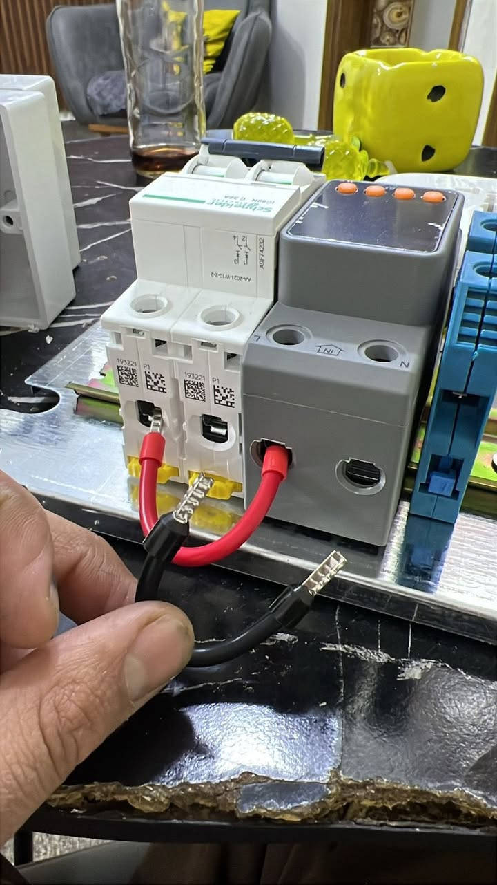 بورد شحن سيارة شغل ومواد كلهه درجة اولى وفووول اصلي ضمان سنه استبدال على كل القطع ويوجد توصيل لكل العراق

واتساب : ***********
السعر ٥٠ الف
