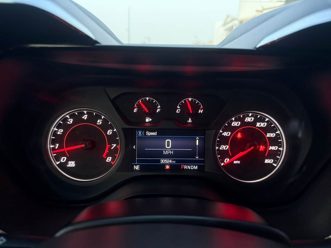 السلام عليكم 
للبيع كمارو 2021 4 سلندر 
ضررها كما موضحة بلسونار 
ماشيه 30 الف 
3 مودات قياده 
هاند بريك بصمه 
اناره داخليه 
السعر 137 ورقه قفل 🔐 
مكاني بغداد البنوك 
رقمي *********** بغداد, العراق
