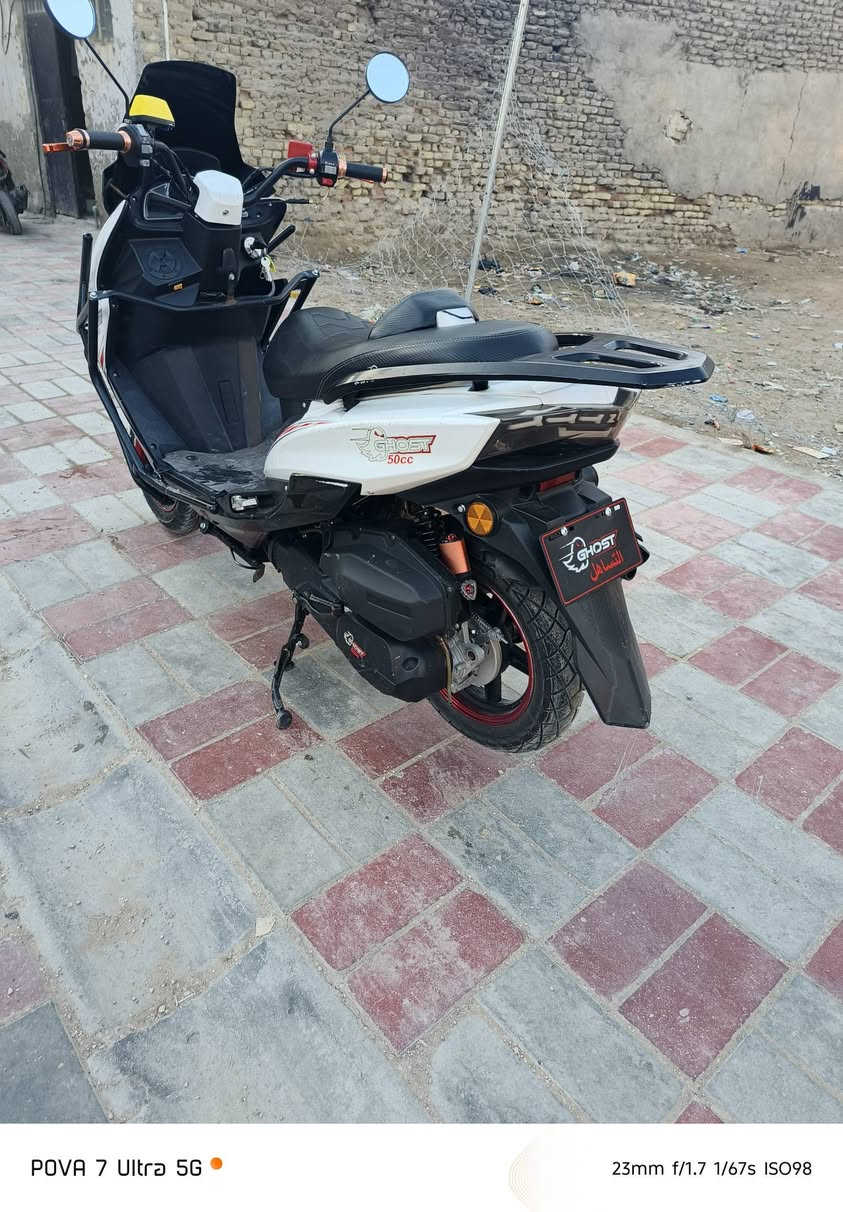 اسلام عليكم دراجه اسم سترونك مدرعه للبيع السرعه تقفل 120 عداد اكتروني عليه دعديل هواي المبي ثري هديه السعر 950 وبيه مجال هاذ الرقم ***********
