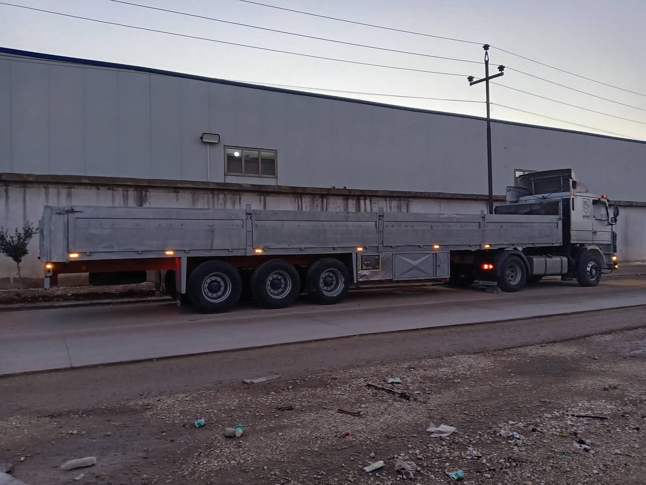 عربانه للبيع اوربيه 3دناكير 14 طخم تايات جديد سعر 65 سنويا ورقم جديد
***********+***********
