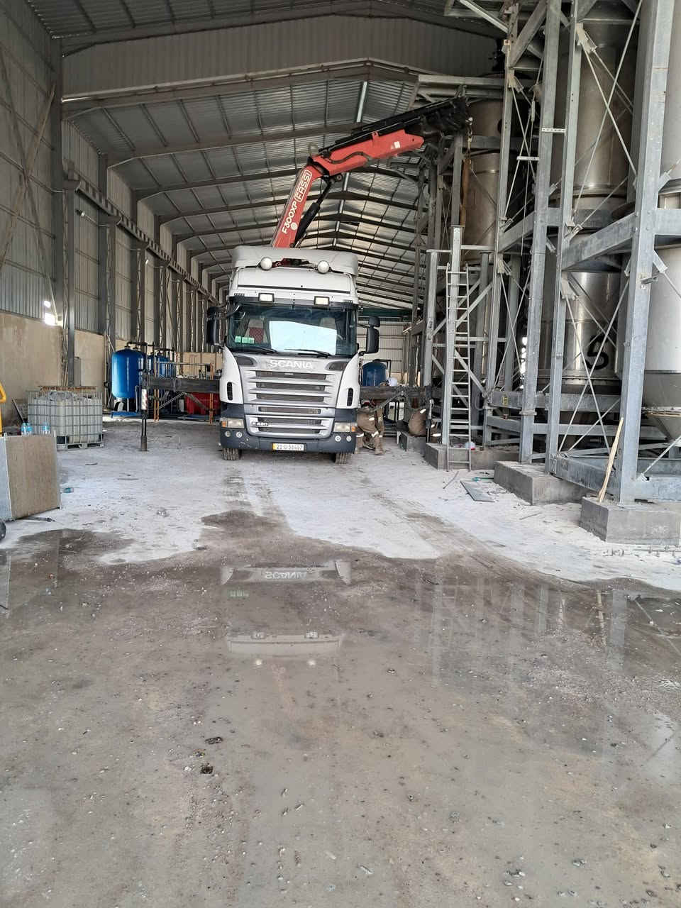 سلام عليكم
كرين هياب سكانيا للبيع
موديل السياره 2009
كرين فاس 10طن 6سلايت هيدروليك
فول سيفتي 
مفحوصه اي تي او
العنوان البصره الزبير
السعر 6 ونص
رقم الهةتف ***********
