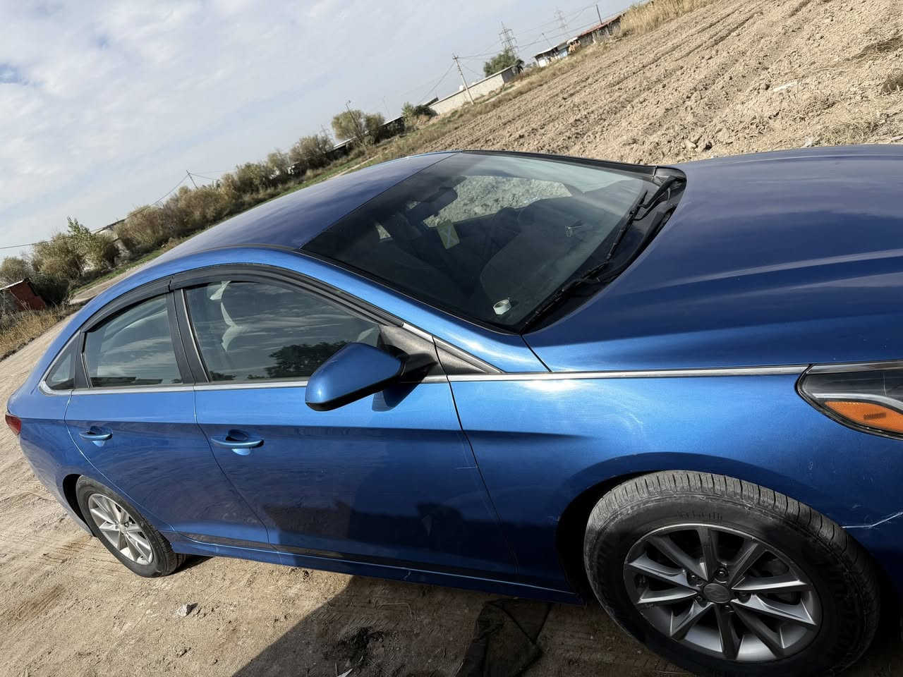 السلام عليكم من رخصت الادمن سوناتا 2018وارد امريكي سياره جديده ربع متصرف عليه والله رقم سليمانيه مواصفات عاديه رادار بلمري فول تحكم استيرن 3وضعيات قياده بيه 2قطعتين صبغ  بنيد وجاملغ خلفي السعر128 وبيه مجال***********/ ‭٠٧٥١ ٩٨٧ ٤٩٠٥‬ واتساب وتصال العنوان بغداد المحموديه
