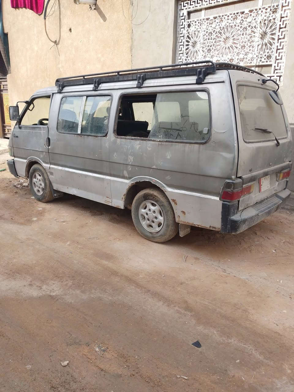 السلام عليكم كيا بستا للبيع مكينه كايمه السعر 12.
***********
