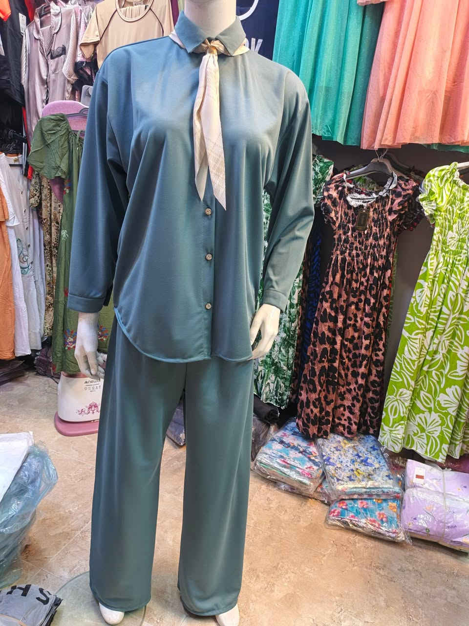 مرحبا زبائنه الكرام 
ازياءء نيلاي
#سوتات 
#زورو  صفحتنا  وتجدون كل ماهو أنيق.....
المسيب شارع البديه
 فرع مملكه الجمال
اتصال ***********
توصيل لكل محافظات العراق
