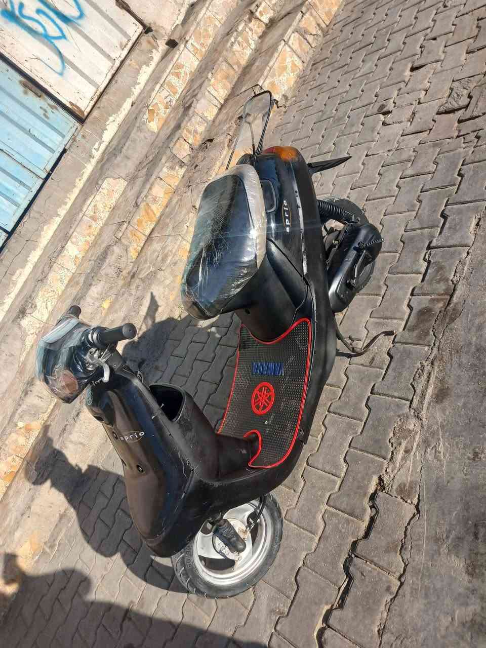 سلام عليكم بطه ٢٠٠٣ للبيع 
مفتوحه مره وحده 
تجفيت اصلي 
كهربايات شغاله اشاير لايت هورن سكن 
قفل جنطه قفل سكان 
سعر ٢٥٠ 
***********
مكاني باب طويريج
