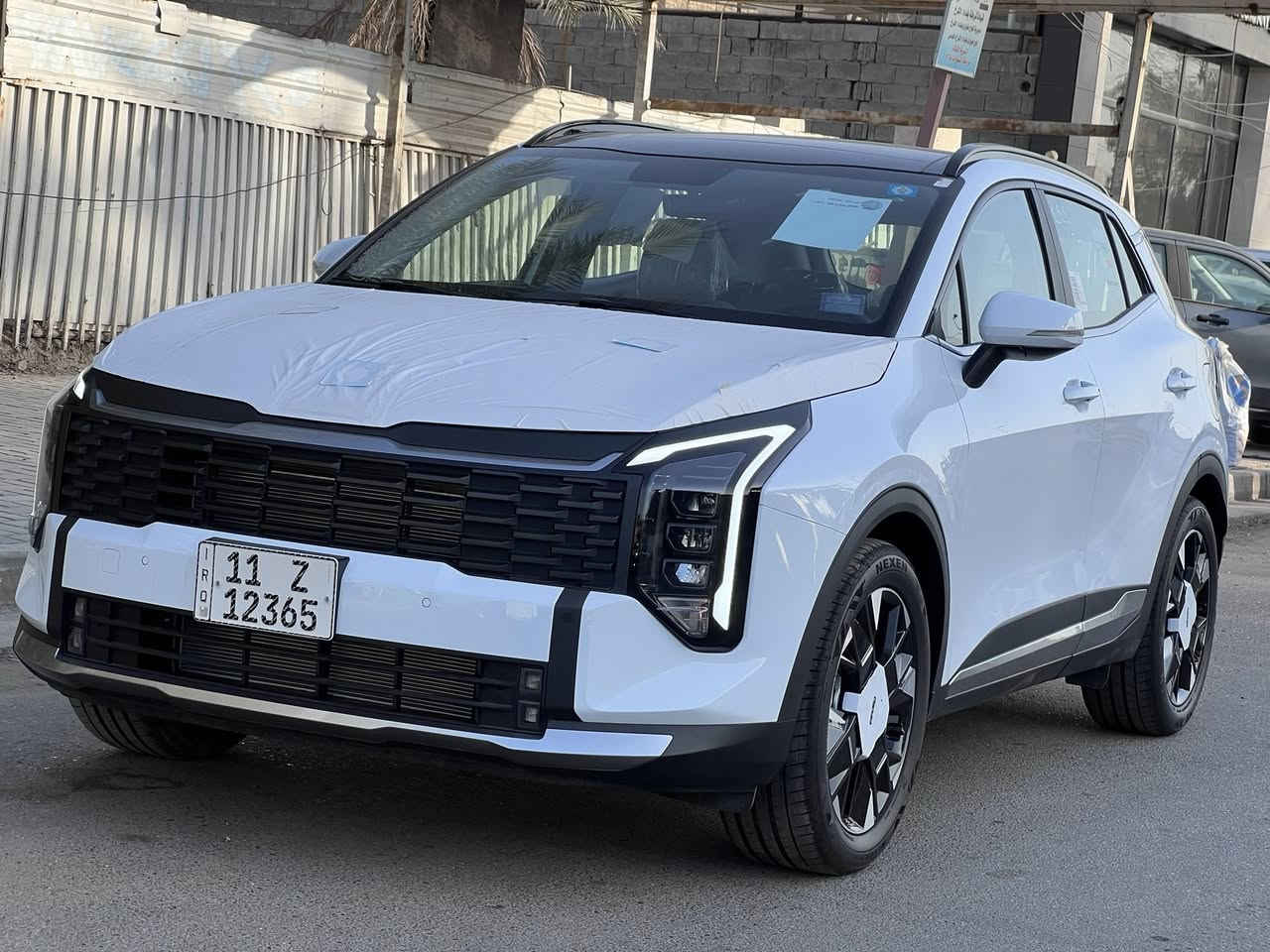 السلام عليكم للبيع فقط
كيل سبورتج خليجي ضمان الدولية ( زيرو ) موديل 2026
فول مواصفات 
كلشي موضح بالصور
محرك 2000 
رقم بغداد 
مكان السيارة بغداد نفق الشرطة شركة الاصدار الاول ( مقابل شارع السفارات )
السعر 40,650,000 دينار عراقي قفل
***********
