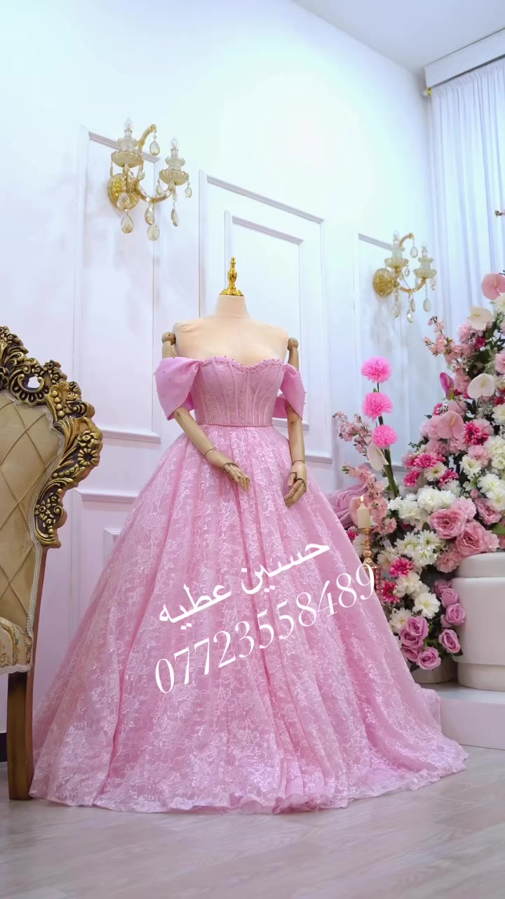 تم بعون الله تجهيز ديكور وتصميم الورد وكافة الملحقات حسب الطلب للاستفسار خاص او الاتصال ***********
