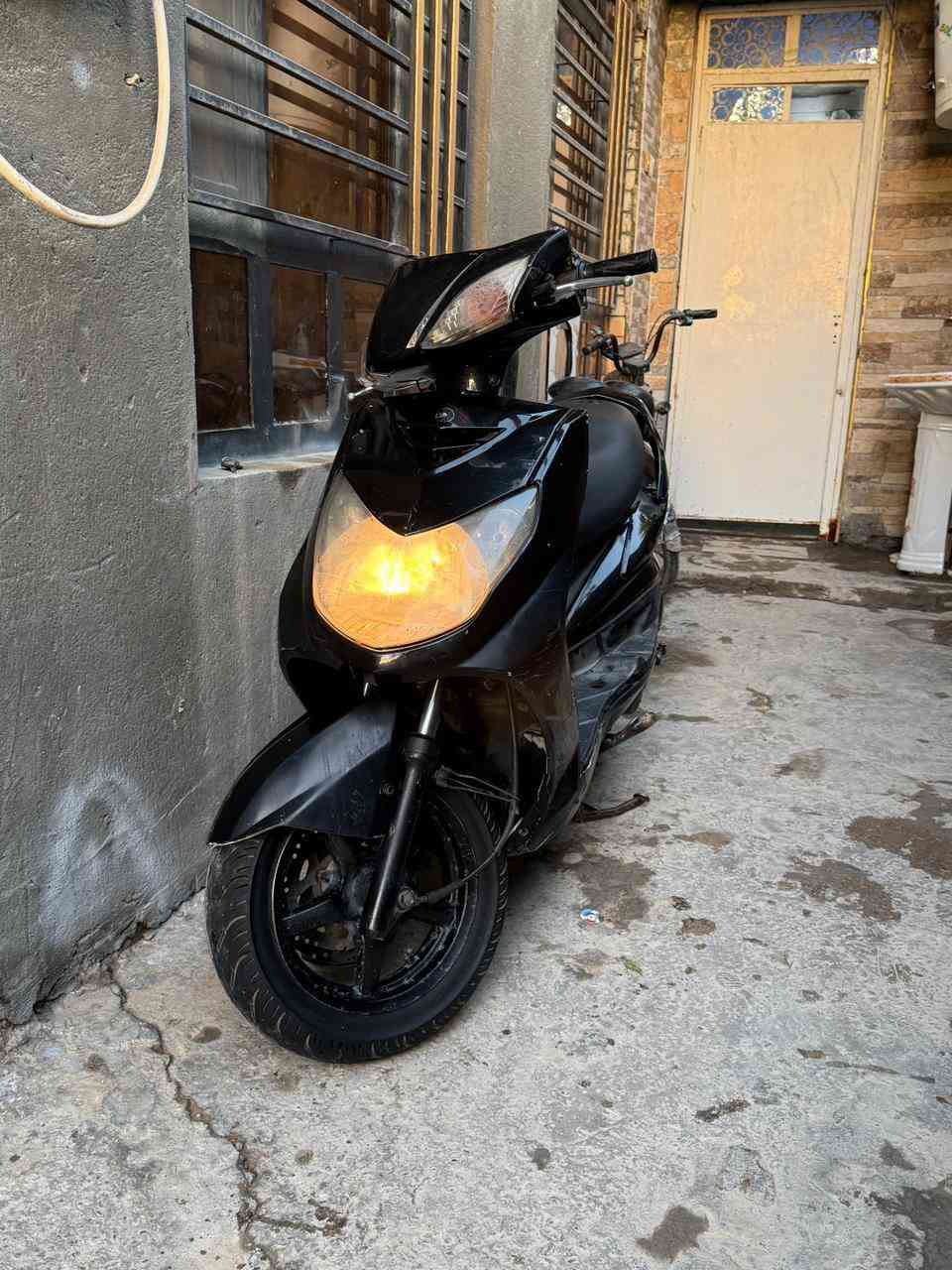 سكنس فحل بوشه ٥٨ مزوده دراجه شلعه ومعدل مانقصه شي سعر ٥٥٠ وبيه مجال ***********
