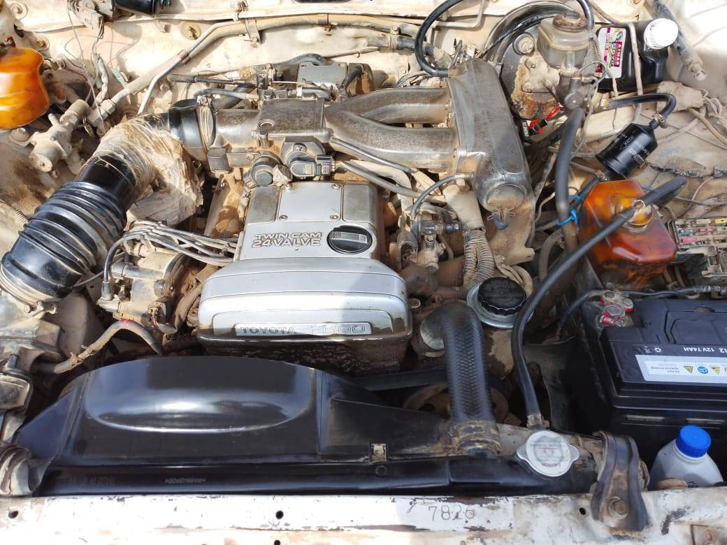 السلا عليكم ورحمه الله وبركاته مكلف بلنشر سوبر 85 بيهه وكاله من اشرعي راعيهه من المجمعات  وسياره نضيفه شوف العين كير ومحرك واكسن فول هاذه رقم راعيهه السعر /20/وبيه مجال  *********** ترهم مراواس
