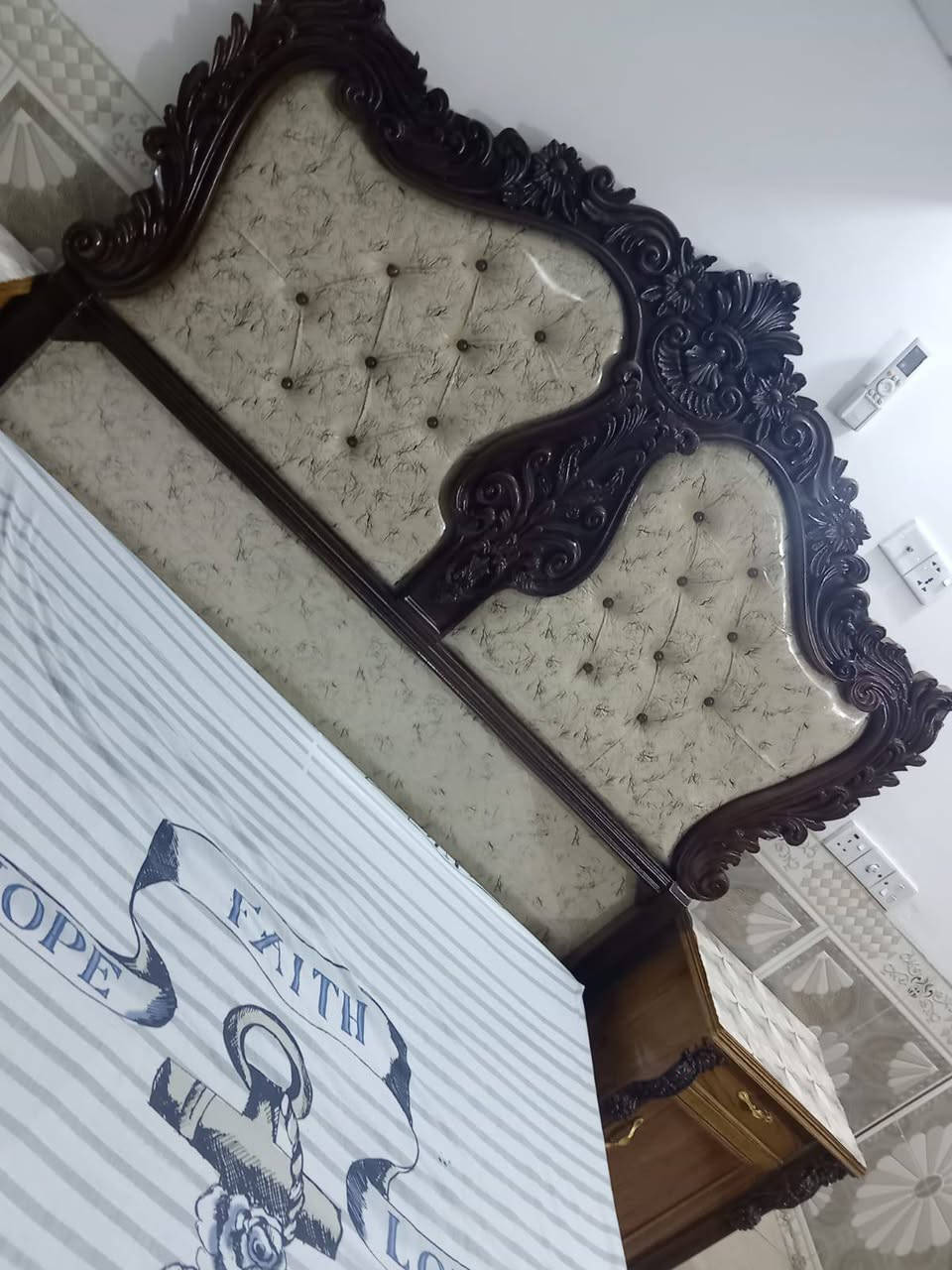 سرير نفرين للبيع شهداء البياع زان توصى تخبل ثكيله راسلني اطيك السعر


**إذا كنت صاحب هذا الإعلان وتريد حذفه لأي سبب، رجاءا أرسل رسالة إلى الدعم الفني**