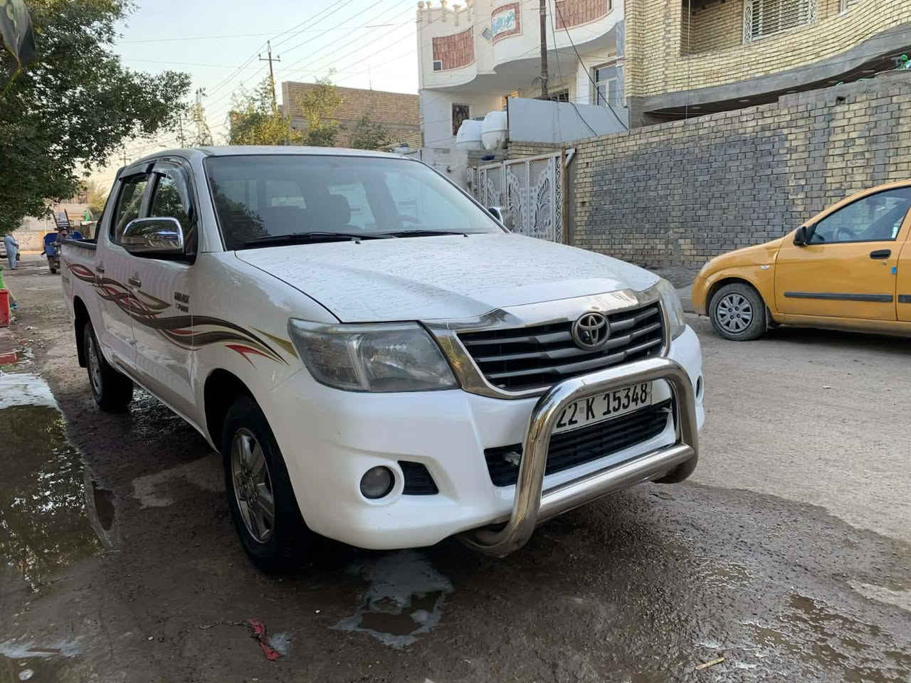 السلام عليكم عندي بيكم للبيع موديل 2015 رقم اربيل سياره كفاله عامه تحويل ثاني يوم كير  وتماتيك ماشيه 90 العنوان بغداد والشراي يتصل ***********
