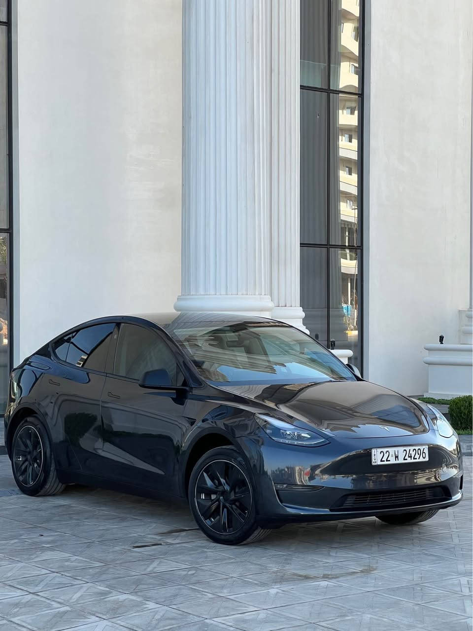 Tesla model Y 2024 
٣ قطعە صبغ 
***********
***********
* موديل 2024
* سنكل موتور (دفع خلفي RWD)
* كهربائية 100%
* أوتوبايلت (Autopilot)
* شاشة 15.4 إنج
* سقف بانوراما زجاج
* كاميرات محيطية للمساعدة بالوقوف
* شحن سريع (Fast Charging)
* تدفئة للمقاعد الأمامية والخلفية أربيل, العراق
