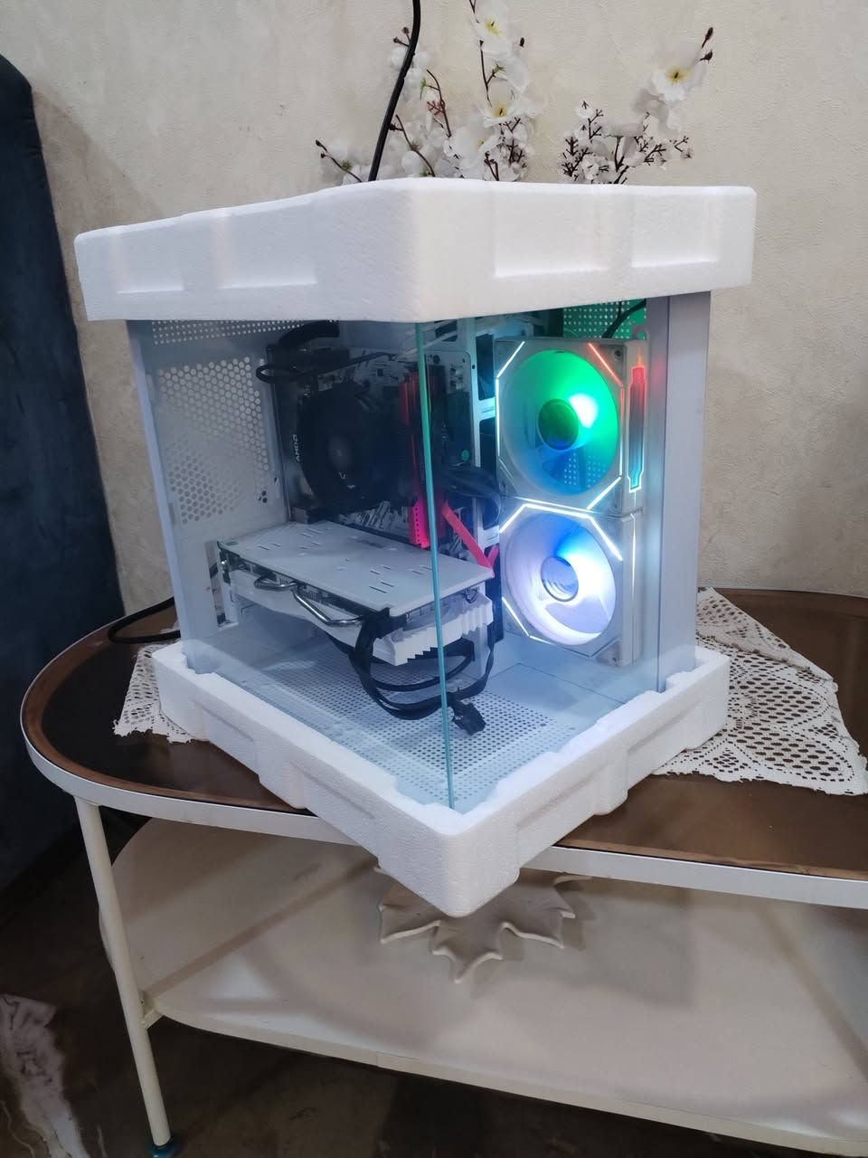 الكيس البيع السعر  390 الف
الكارت RX 580 8 
المعلج R5 3500X
البورد B450 pro 
البور سبلاي 650 واط الصلي 
هارد 500 كيكه
الرام  8 تردد 3200  
القطع كلهن جدد 
الكرتونه مال الكيس موجوده
وين تريد يعجبك تفحصه فحصه 
واساب
***********
