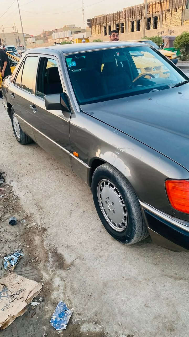السلام عليكم
مرسيدس  دب موديل 92   
محرك vvt 2500 بطه
قواعد دبلات مصلحات مكينه حداديه خير من الله غرفه جديده
كشنات كهرباء رڦـٍُـٍُم دولي بغداد راعيها بالعمارة سنوية 31 تريد تحويل تريد وكالة
سعر 42 وبيها مجال
مكاني ميسان رقم تلفون ***********
