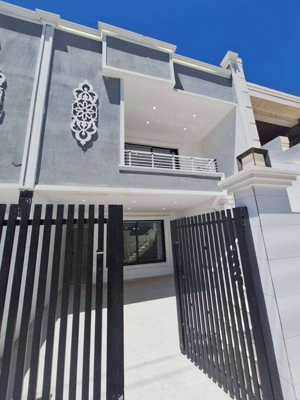�✨ فرصة مميزة للبيع ✨🏡
📍 المساحة: 125 متر
🛣️ على شارع: 15 متر
🌅 موقع مميز: مقابل مفتوح وماكو بيوت قدامه
🛏️ 3 غرف نوم
***********
***********
***********
**********************
في حال لم يتوافق العقار مع رغبتكم او لم يكن بقدر امكانيتكم زوروا موقعنا على تلكرام للتصفح على اكثر عدد من العقارات المتوفرة•https://t.me/miran_48

💰 السعر: 8 دفاتر و20 ورقة
