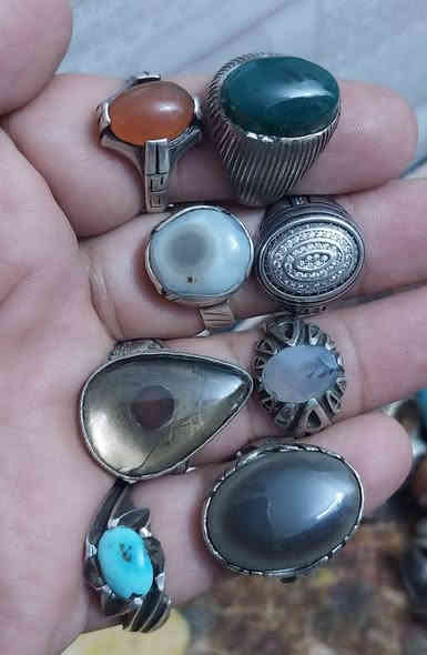 السلام عليكم  مجموعه كامله للبيع 
والسعر خاص او الاتصال  ***********
