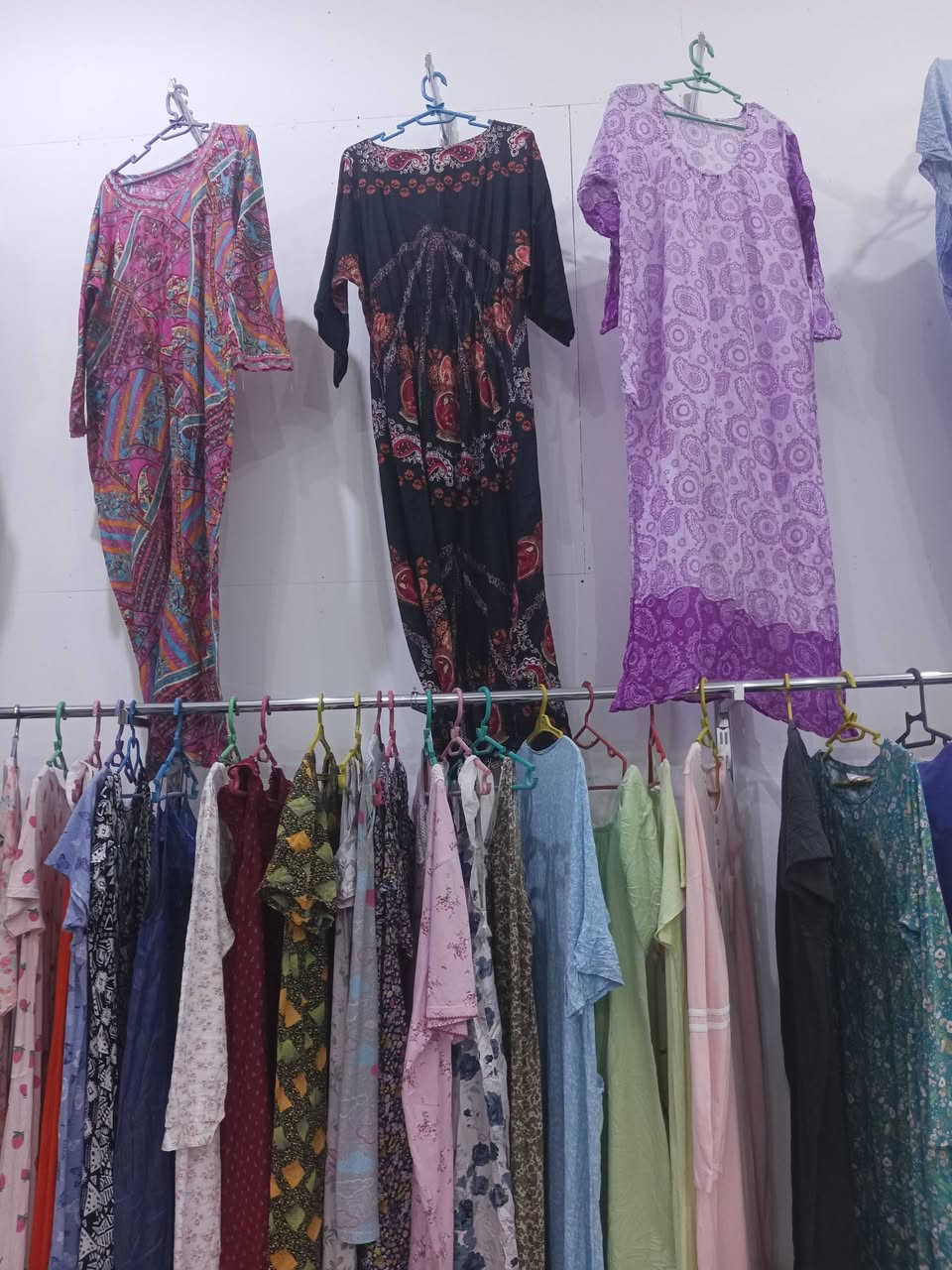 تخفيضات 
تخفيضات 
دشداشة مع شلحة 
قميص نسائي 
كيلوت
فقط 3000

سوق الشيوخ حي العسكري شارع الصورة قرب حسينة الإمام الحسن العسكري عليه السلام


**إذا كنت صاحب هذا الإعلان وتريد حذفه لأي سبب، رجاءا أرسل رسالة إلى الدعم الفني**