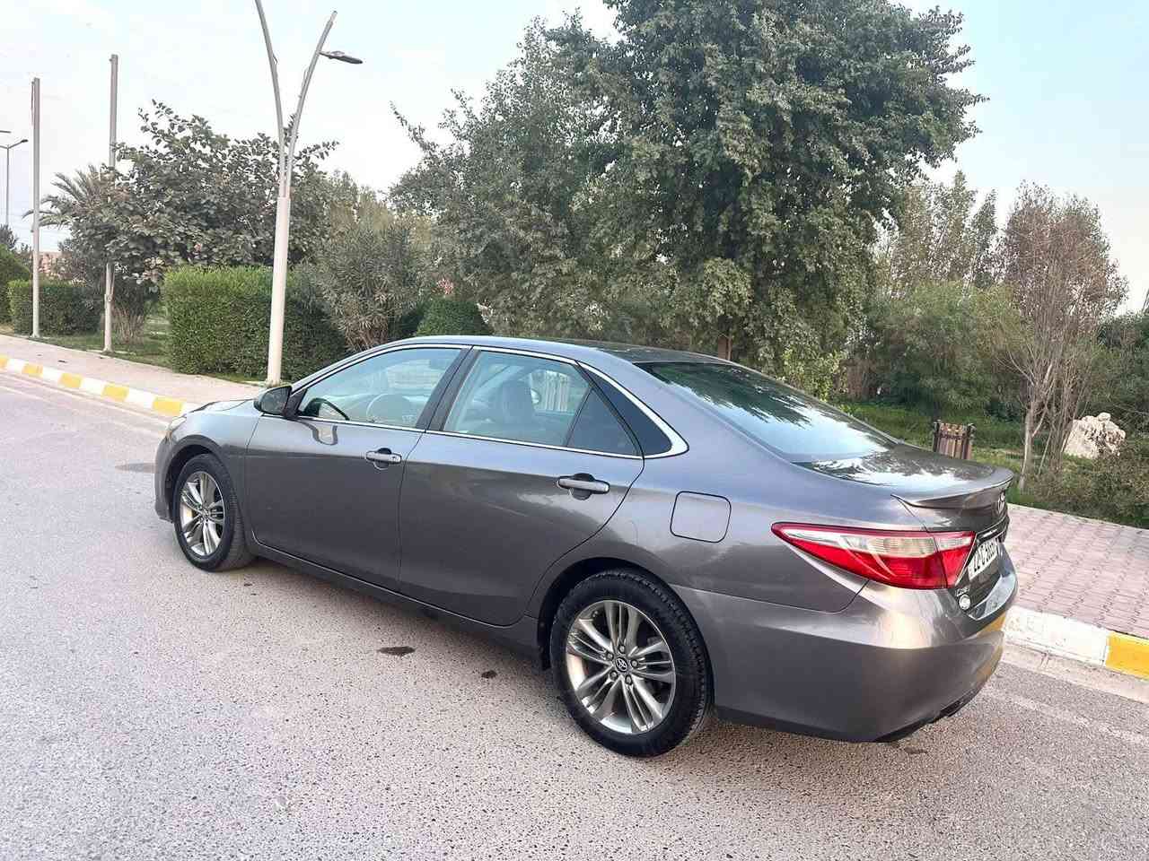 السلام عليكم….
للبيع بسعر مناسب جدا 126$ اعتذر عن الاقساط والوعده
تويوتا كامري 2017 SE وارد امريكي لون جوزي (قهوائي) رقم إربيل أنكليزي (22) سنوية جديدة لغايه 2029 هزه جديدة شرط التحويل….
السيارة بيها 3 قطع ونص صبغ فقط …. بدون دواخل بدون ايرباك….
سيارة جاهزة بدون اي نقص….
محرك 4/2500 سلندر …. السيارة ماشيه 120 KM… محرك شرط مامفتوح….
شرط محرك وكير وصدر وكهربائيات وتبريد وتدفئة وتخم تاير سيارة جاهزة من كلشي….
مواصفات SE معروفة مواصفاتها مايحتاج اذكرها….
العنوان/ صلاح الدين/ تكريت/ القادسية….
السعر 126$ اعتذر عن الاقساط والوعده….
للاستفسار ***********
***********
