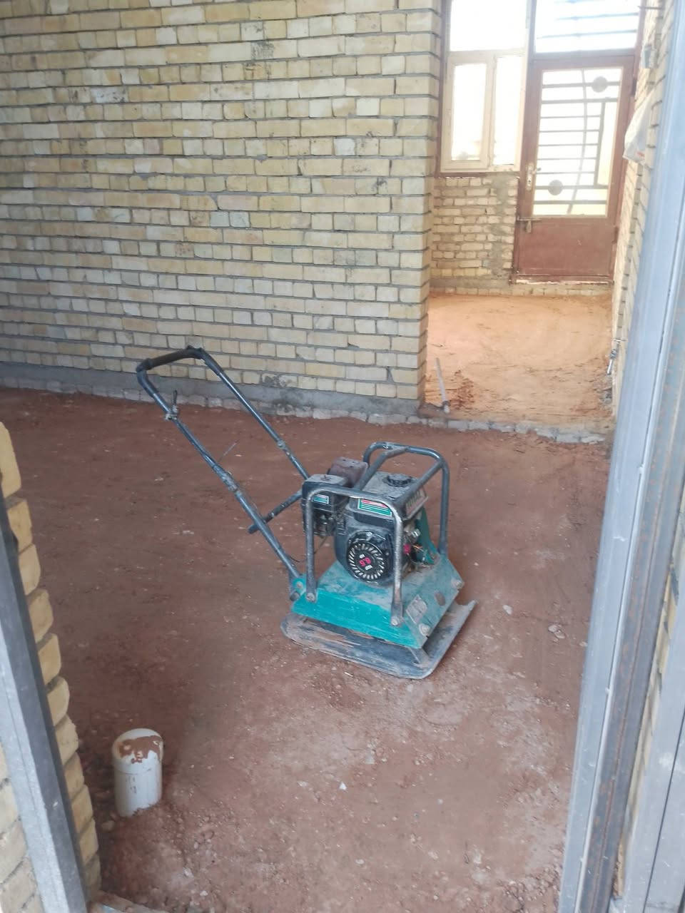 السلام عليكم صب ارضيات خباطه درجه اولى والتزام بالموعد وهذا رقمي كافه محافظات العراق في كربلاء ☎️ واتساب سبيس وحدل وتنظيف ***********
