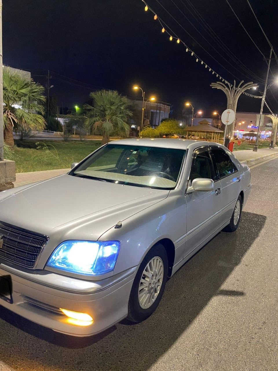 السلام عليكم 
ملكه للبيع موديل ٢٠٠٣ كرستال اصل
قرار ٤٨ بسمي تحويل ثاني يوم
مكفوله كص ونقل و اصوليات كفاله
محرك ديفور الزغير
دكمتين 
برده خلفيه
مري شفط
هيتر مري
شاصي ٧٢. 
رقم مبايل ***********
