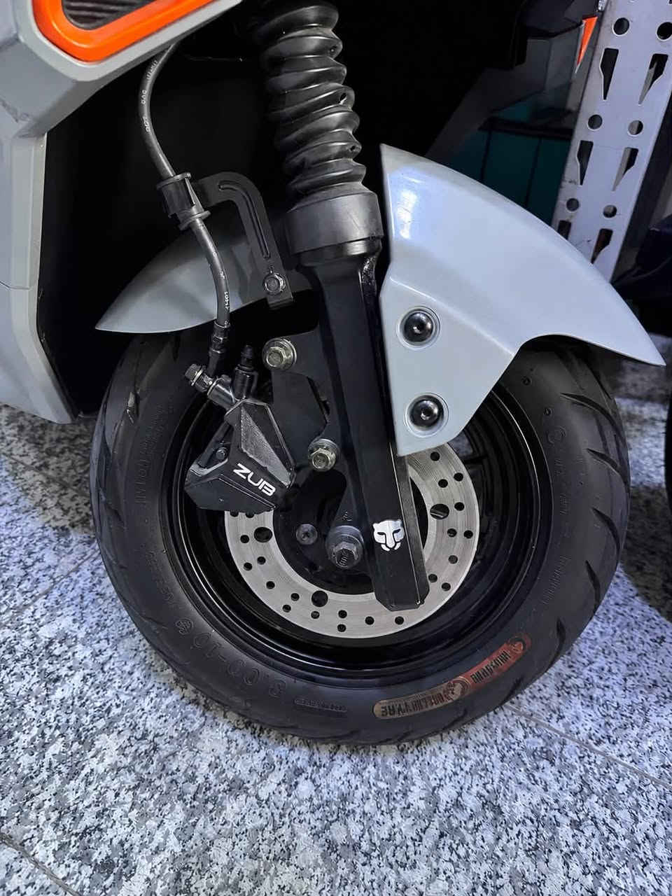 (( دراجه شحن فضائي )). 🔥🏍️

 
نظام 4 سرع 
قدرة الملف 1.500W
حجم التاير 10/300
تحتوي على نظام بلوتوث 🅱️
و تشغيل عن بعد 🛜
السرعه القصوى 60 🚀
تقطع مسافه 60 للشحنة الواحدة
 6 بطاريات حجم كبير 🔋
بطاريه موديل 2026 
ضمان لمده ثلاث اشهر 
متوفر الوان ( رصاصي . اسود . ابيض )

للاستفسار رقم ‪+964 776 098 8489‬
السعر | 1.150
مليون ومية وخمسين 

يوجد توصيل


**إذا كنت صاحب هذا الإعلان وتريد حذفه لأي سبب، رجاءا أرسل رسالة إلى الدعم الفني**