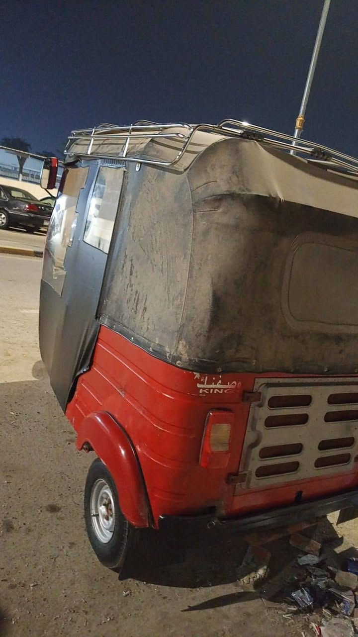 سلام عليكم تكتك مديل 2017/12/22
مرقمه واسط انكليزي وداخله هزه لوحات طالعه بسمي مداور ثاني يوم
معمره دوس امامي خلفي يحتاج بس صبغ
التكتك خير من الله
مكينه تخبل كلجات جديد شركه تخم بنزات 
تخم تايرات جديد ابو طلقه
كهربايات كله شغاله
التكتك مال جناي
السعر4750 وبيه مجال
ملاحضه السيبايه مو ياهه
خاص ماكو 
رقم***********
