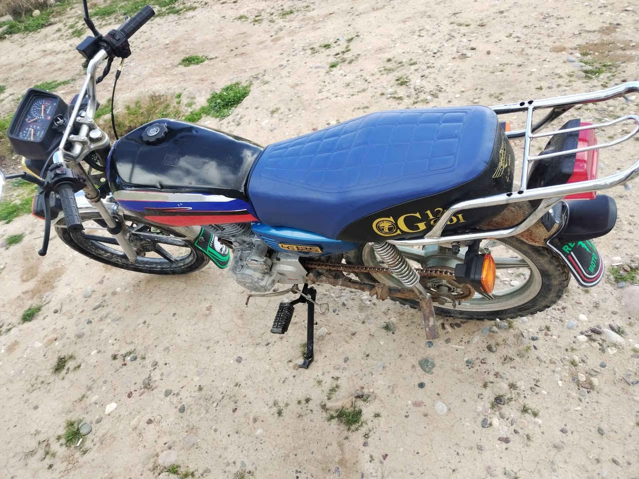 السلام عليكم موطور سيفان وزن ثقيل للبيع موديل 2020 موطور نضيف كلشي مابي كلو شغال كهربايات سلف كلشي شغال المحرك معمر كزوز كاتم محرك نشاط فول كلشي بي جديد حته ضفيره جديده ماتصرف علي ربع موطور مال جناي  #ملاحضه موتجي وتكسر   بي شراي اشلع عيوني مو شراي   لاتراسل ولاتتصل  السعر 375 وبي مجال شي غليل للشراي              اتصل عل رقم او خاص مفتوح ***********
