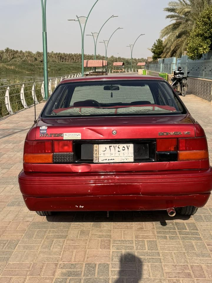 سوناتا ون للبيع
موديل 1993
محرك 6 سلندر وارد الماني 
تبريدها شغال 
السعر 30 وبيها مجال ، مكان السيارة هيت 
للاستفسار الاتصال على ***********
