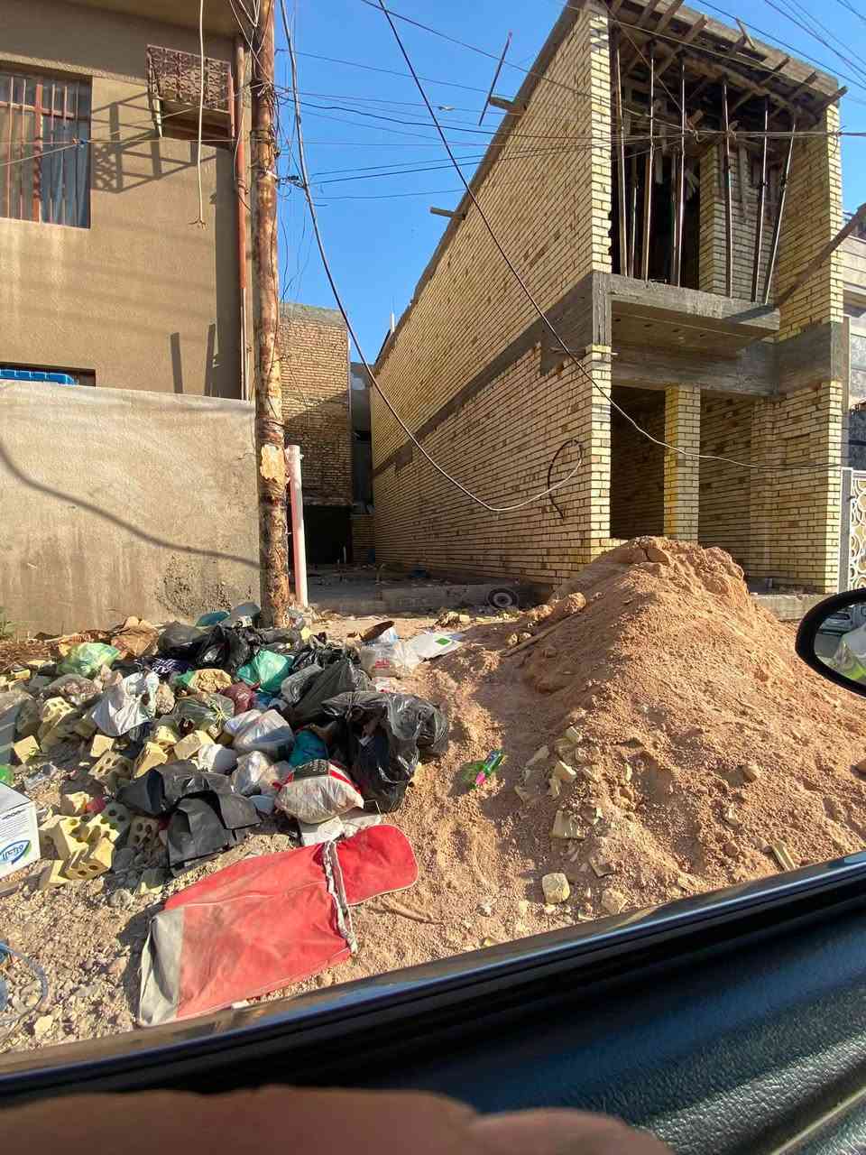 قطعه ارض للبيع الواجه 3 ونص والنزال 12
المساحه 42  
الموقع الشعب حي التجار قرب السواق المركزيه 
الاستفسار مكتب برج بغداد شارع التجار قرب مدرسه بلقيس ***********
السعر 120 مليون
