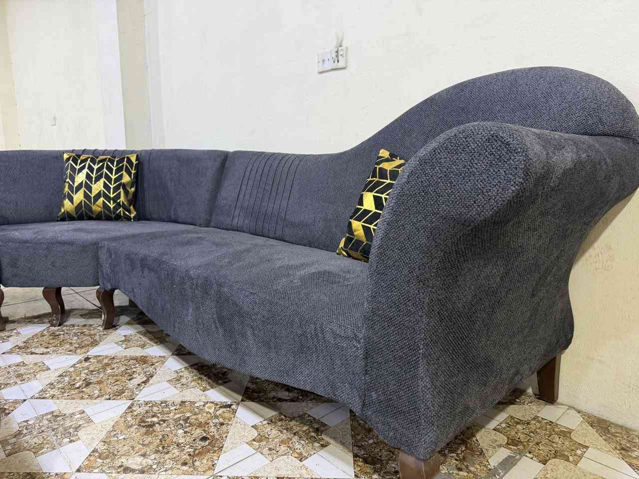 ئةم زاويية 10نةفةريية 
بؤفرؤشتن بيعيبة لوك لؤكة 
توركيية شتيكي تايبةتة 
ژم***********
شوين كةلار
