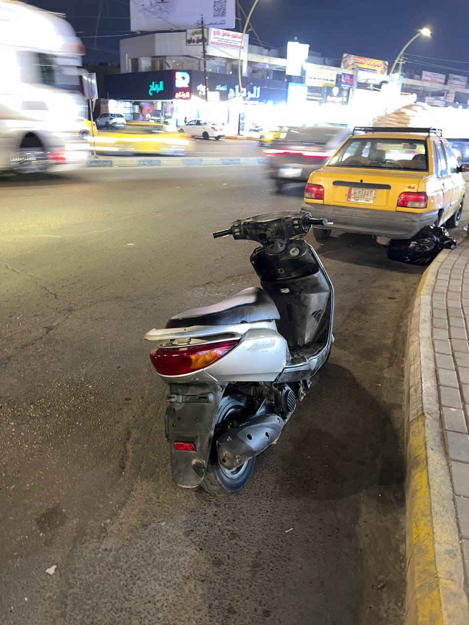 سلام عليكم اخوتي دراجه للبيع نوع بريز ياماها 140 دراجه نضيفه السعر 450 وبيه مجال بسيط المكان بغداد الصليخ  استفسار ***********
