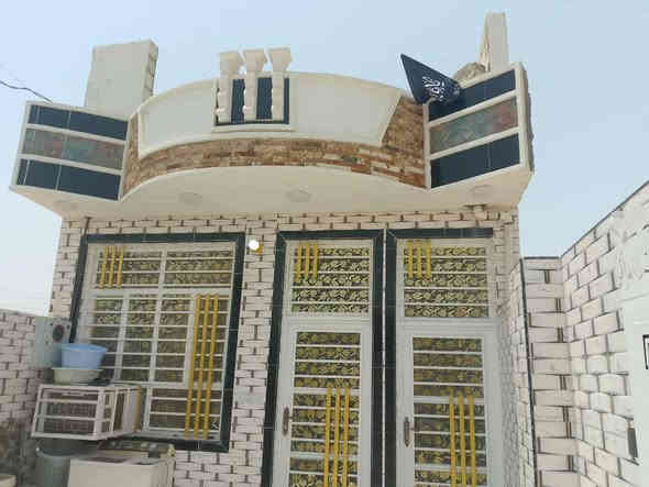 السلام عليكم يعلن مكتب البارون للعقار
          !!!!!!!!!!!!!!!!!!!!!!!!!!!!!!!!!!!!!!!!!!!!!!!!!!!!!!! 
           🏠دار للبيع 🏠 طابو زراعي صرف
         ~~~~~~~~~~~~~~~~~~

المساحة ::100م /الواجهية 5م /النزال 20م 

📍موقع الدار ::في ناحية ابوغرق حي المرتضى
                  قرب المدرسة حي المرتضى                 
                    ٪٪٪٪٪٪٪٪٪٪٪٪٪٪٪٪٪٪٪٪٪
🚫طابق واحد  ::مطبخ /صاله/هول /مناور /غرفه نوم 
/صحيات داخلية وصحيات خارجية 
                    ٪٪٪٪٪ ٪٪٪٪٪٪٪٪٪٪٪٪٪٪٪٪
السعر ٪٪75 مليون  وبي مجال بسيط//ويرهم مبادرة
             بأدرة اخوكم جاسم البارون 
           ~~~~~~~~~~~~~~
استفسار المكتب ///***********
واتساب المكتب ///***********
جاسم البارون ////***********0
جاسم البارون للتصوير وترويج كافت العقارات حلة
