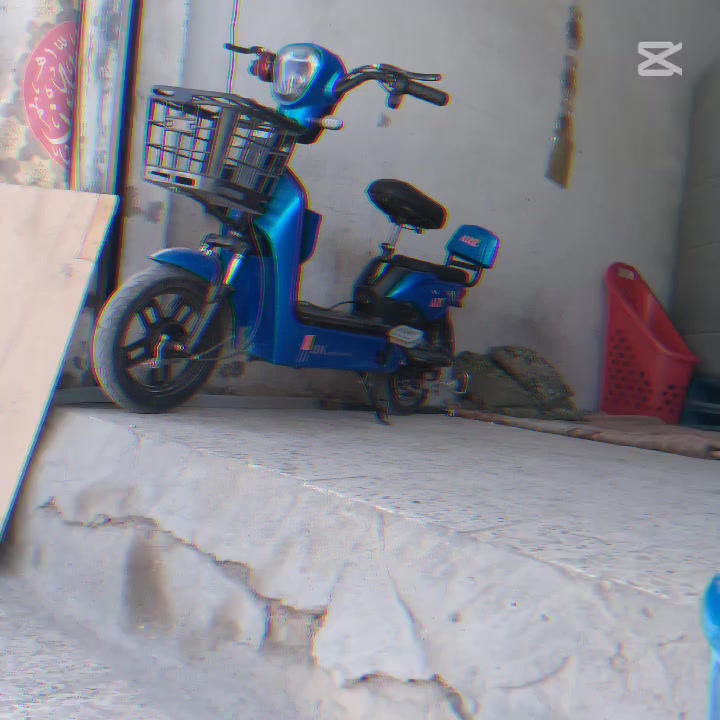 بايسكل شحن حجم 14 للبيع كلشي ما ناقصه كلشي شغال بطاريات بل جيس بايسكل اي عطل نزل من سعره تعال وشوف مكان نجف حي الامير *********** رقمي يشتغل بس واتساب او خاص مازنجر
