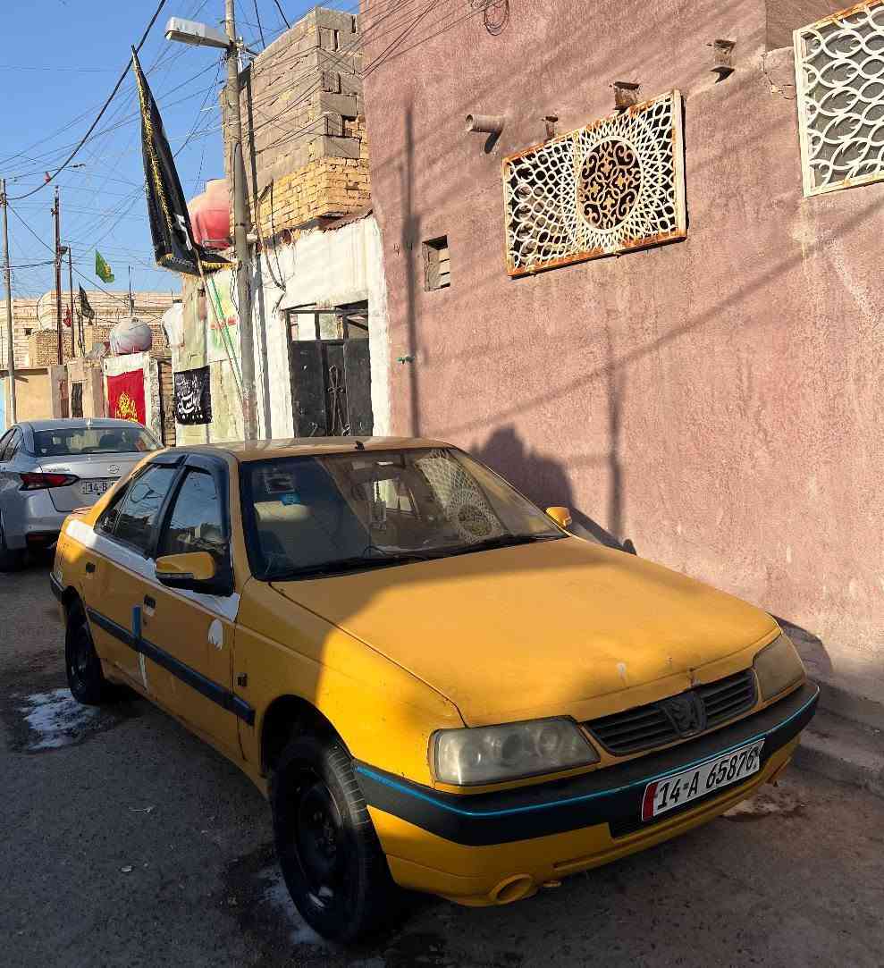 بيجو 405 2016 رقم بصره انكليزي
مصفره هيئه وغرامات سنويته 2029
مكينه كير تبريد كفاله شرط الفحص
دشبول عالي
شاشه توني شاده نضام كار بلي 
تخم تاير توني شاده
سياره بدون ضربه بيه تلحيضات بسيطه
بيه خياسات ما معمره عله وضعه
سياره واضحه بلصور
السعر 29 وبيه مجال قليل حك الجيه
العنوان بصره
*********** فقط اتصال البصرة, العراق
