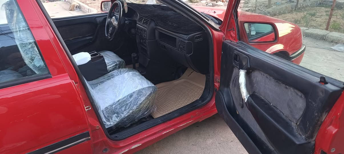 السلام عليكم فترة للبيع حجم 18توماتيك رقم انكليزي هزة جديدة وسنويه جديدة شرط التحويل
بيها مكانات صبغ السيارة احلى من الصور 
سعر للبيع 43 وبيها مجال حك الجية  
***********
