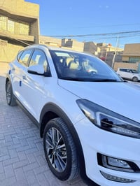 توسان ٢٠٠٠ • مكفولة • رقم كربلاء