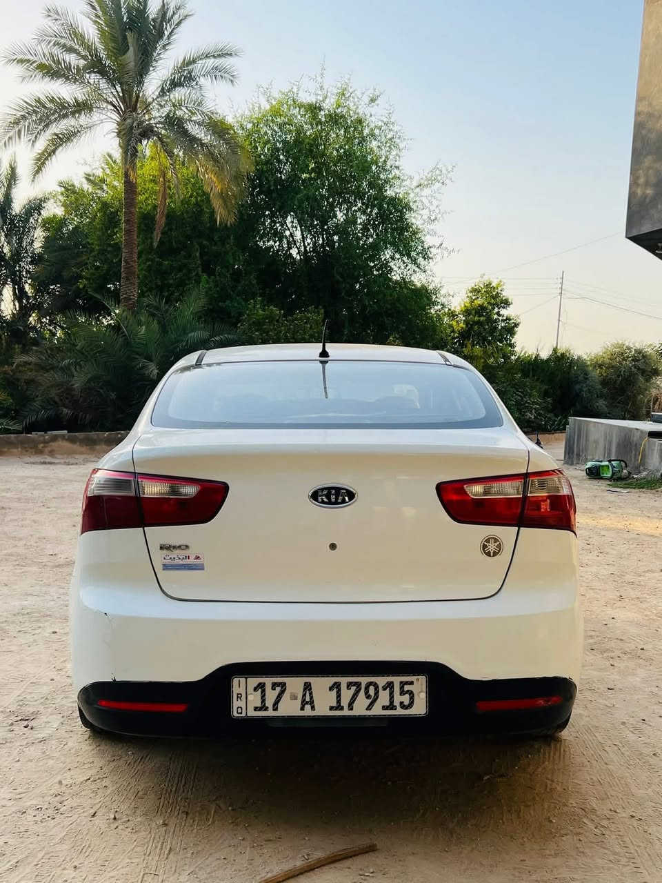 كيا ريو 2013 خليجي محرك 1600 قطرتين بيهه جاملغ عكس السايق امامي وخلفي بدون عابر السعر 88  مكان سماوه المركز    ***********

