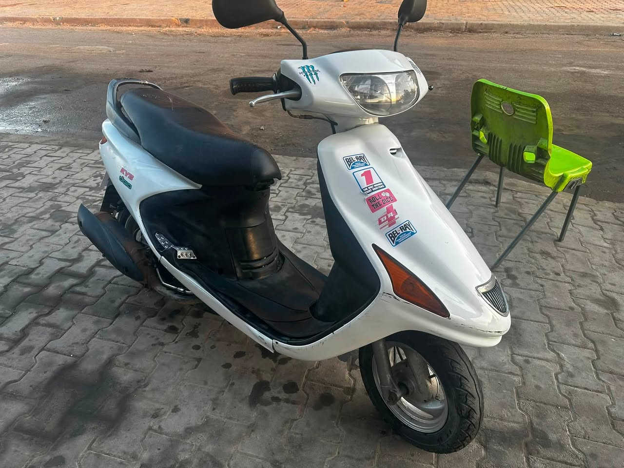 فراشه كرستال دراجه كفاله عامه شرط افحص وين ميعجبك اي فيتر نقص برغي مابيه فقط الهوون مايشتغل مكاني محموديه سعر 450 وبيه مجال بسيط 
*********** بي وات ساب
