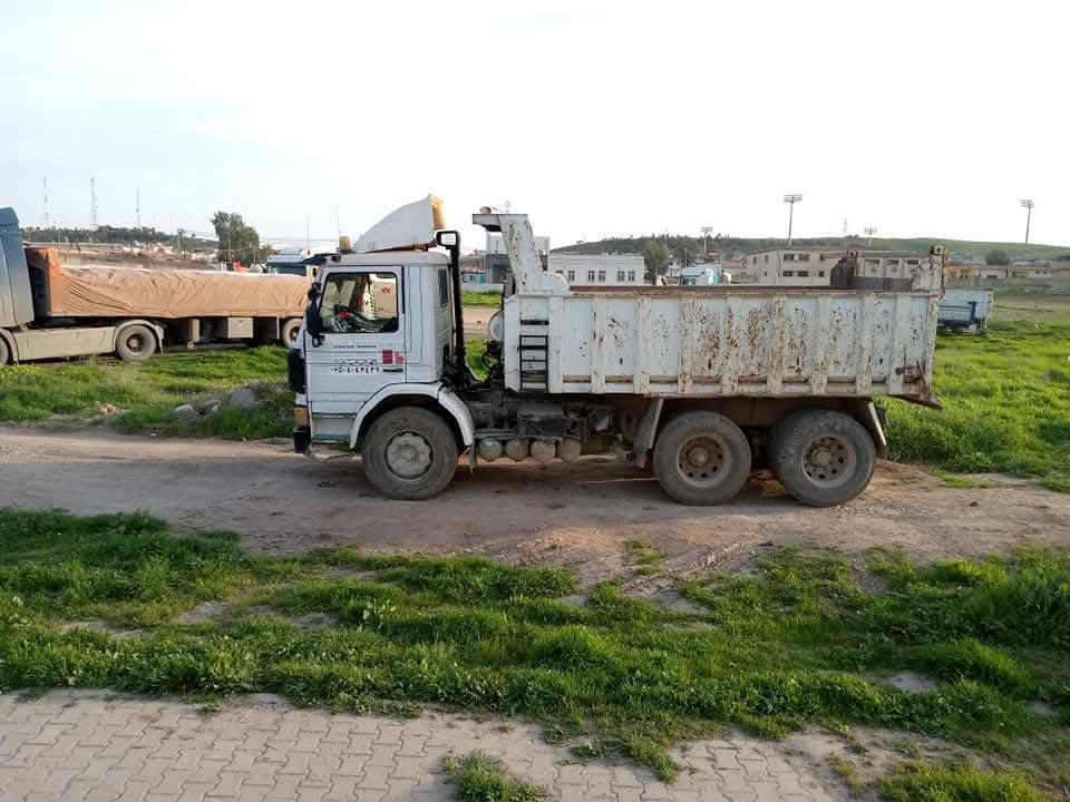 سلام عليكم ورحمه الله وبركاته 

اسكانية موديل 86
رقم اربيل تحويل شرط 
محرك گير  اكسن شاصي شرط 
 تخم تاير
***********
