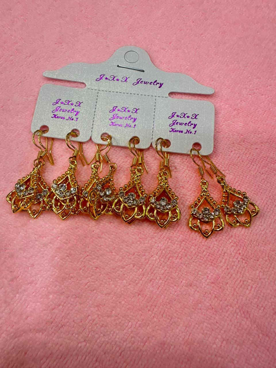 السلام عليكم اشكال وموديلات تراجي سعر الزوج على الف دينار
يوجد توصيل داخل سبع البور سعر التوصيل الف
رقم/*********** او خاص
