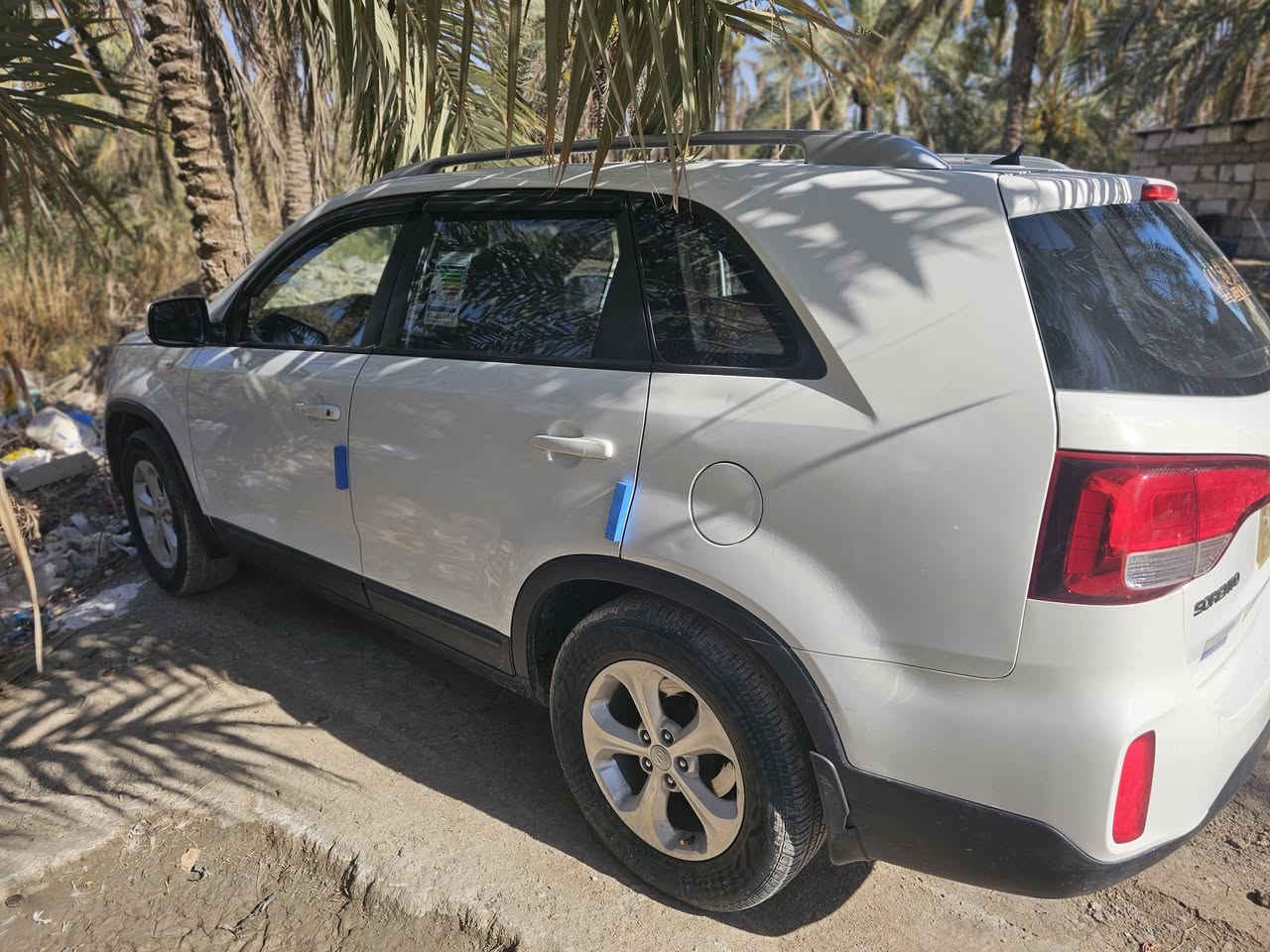 سورنتو 14 خليجي مكفول فقط شبر صبغ باب الصدر البقيه كفاله عامه 
رقم بصره سنوية تنتهي شهر11 بهاي السنه 
6 سلندر 3 قطع تبريد خير من الله 
السياره نص فول ومواصفات السياره معروفه 
السعر 165 وبيها مجال بسيط كلش 
ترهم مراوس بموديل حديث جافيه صفحه او بيها كم قطعه صبغ 
***********
مكان السياره بصره قضاء المدينه
