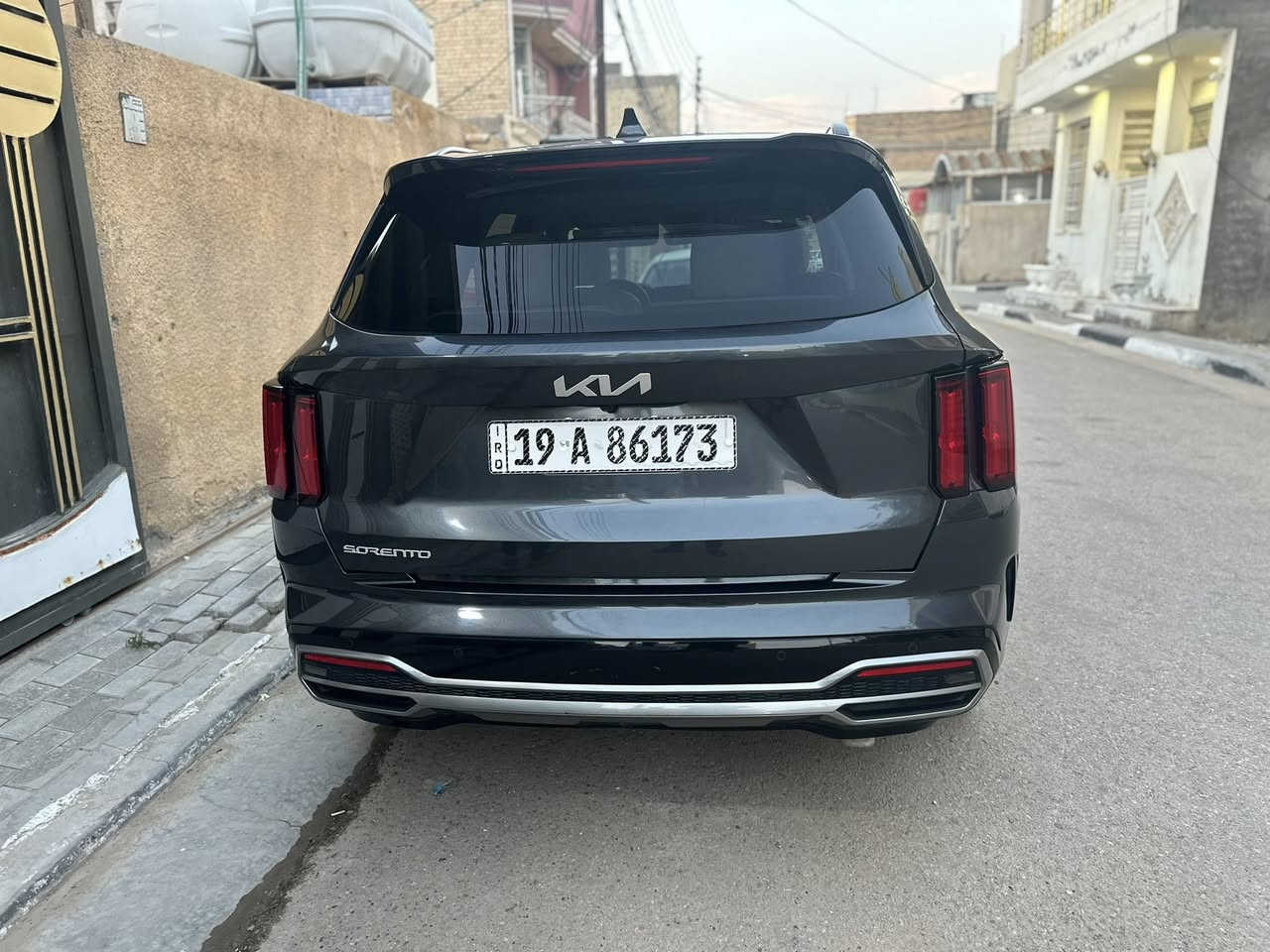 وارد امريكي بيه طخه خفيفه بالجاملغ الأمامي وراجع علئ البارد وبدون قطرة صبغ 

والباقي كفاله عامه علئ وضع الشركه وين ميعجبك افحص
مواصفات SX   معروفه فول مواصفات بانروما
 مكينه 2.5 تيربو   كير ٨ سرعات دبل كلج طيران
داخل جلد أبيض ملكي 
قياده ذاتيه 
تحديد مسار 
رادار امامي 
حساس جانبي
اشاره بالمرايا
مرئات جانبيه شفط
اوتو بارك 
اوتو ستوب 
تشغيل عن بعد 
ترحيب عند الاقتراب 
خمس انظمه قياده
كشنات أماميه كهرباء  + تدفئه
شاشه عداد دجتل 
كامره خلفيه
٧ راكب سياحي VIB
صندوك كهرباء 
بصمتين تشغيل 
وبعد بيه هواي مواصفات
ملاحظه السياره ماشيه 29 الف  أخت الزيرو
سياره جديده مال جناي 
رقم كربلاء بأسمي تحويل ثاني يوم مكاني كربلاء  
سعره 265 وبيه مجال 
*********** الشراي يتصل
