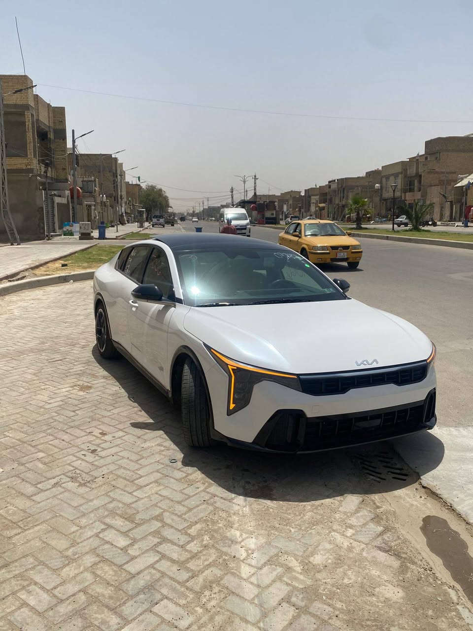 السلام عليكم
كي فور جيتي لاين2025
 "بدون رقم" 
 ماشية 9٫976mi  موصفات
بصمة بنوراما لد نهاري  تدفئة مقاعد تحكم استيرن مانع النزلاق 
تحكم مقاعد كهربائي اشاير مرئي 
رادار أمامي وخلفي 
تغير الكيجات 
 تبديل دعاميه تفصيخ أمريكي
مكان بغداد 
الاستفسار ***********
