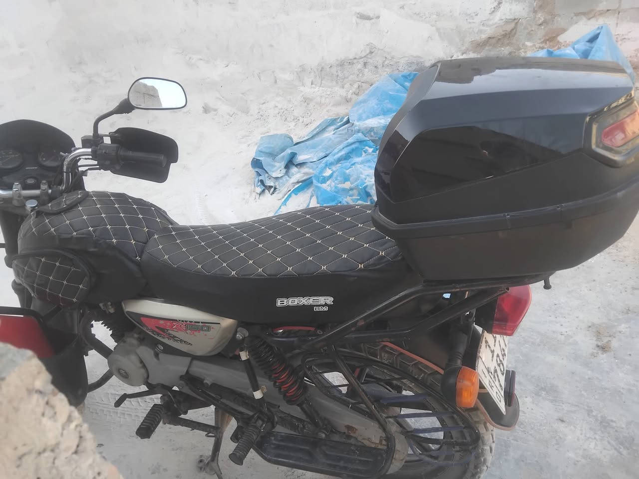 بوكسر موديل ٢١ مرقمه بأسمي   كفاله
بغداد حي نصر ***********  سعر مليون و800
