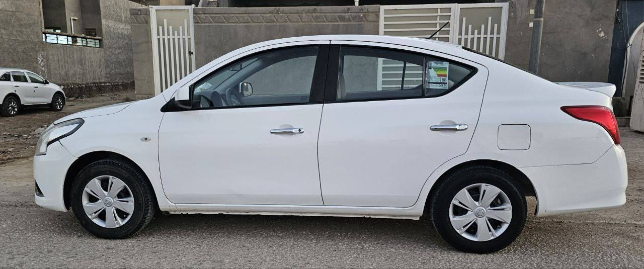 تحيه طيبة
للبيع نيسان سني هندي بليته زرقاء موديل 2019 رقم اربيل 
كفاله عامه جاهزه من كلشي  تبريد حديديه كير ومحرك  بوضع الشركه 
حداديه امامي خلفي
تدفئه تبريد شرط
**مواصفاته **
شاشه 
بلوتوث 
حساس خلفي 
تحكم بالمري 
سعر ب118 وبيه مجال 
بابل الحمزة الغربي 
***********
