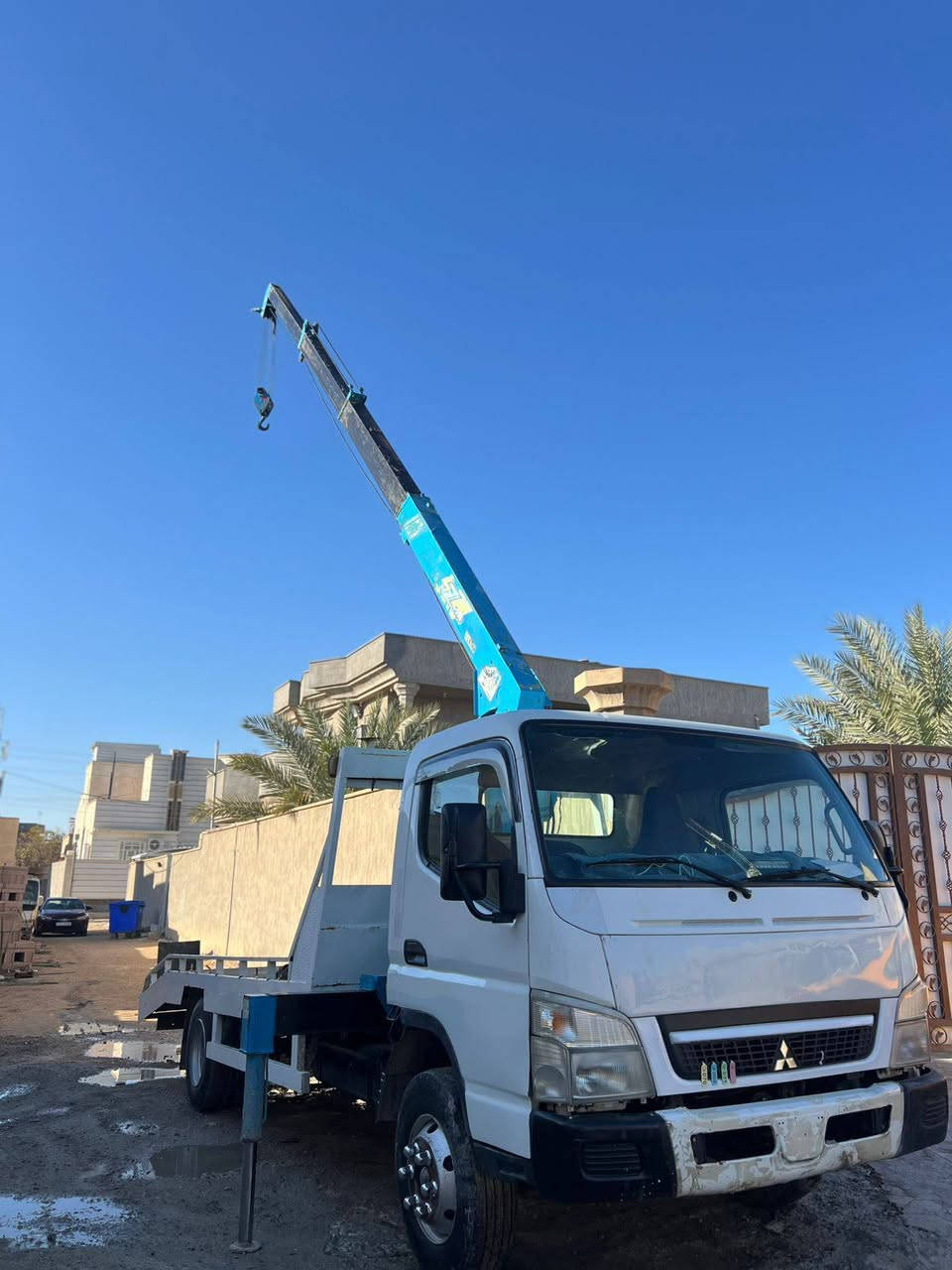 السلام عليكم للبيع كنتر موديل 2011 رقم  أربيل تحويل مباشر مكينه 108 كرين سوبر زت 3سلايتات طنين و600 بعده جديد مال حاويه تخم تاير بدي ثابت سياره خير من الله جاهزه لشغل مكان الأنبار حديثه سعره 185 وبيه مجال لشراي ‏‪***********‬‏
