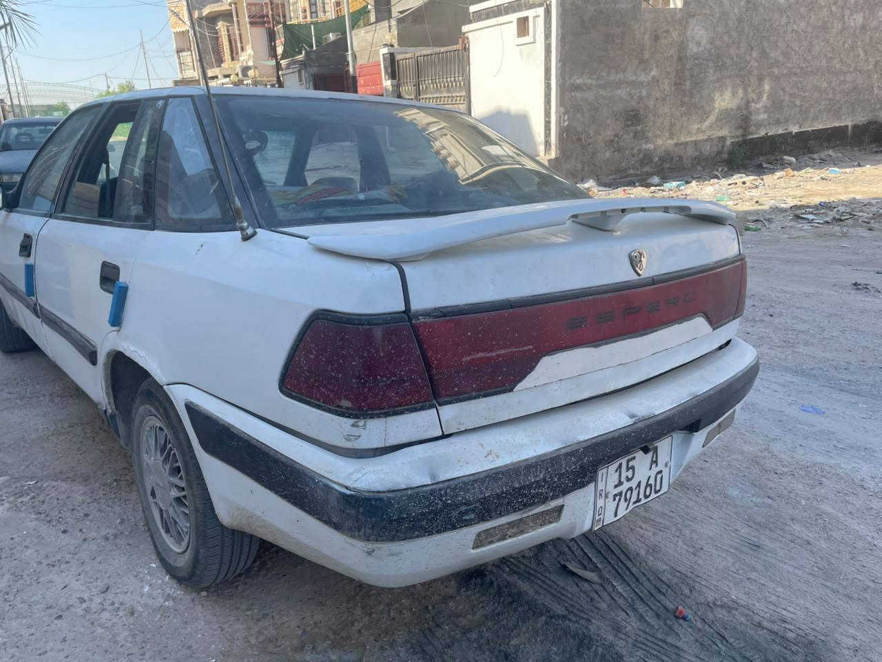 بسم الله الرحمن الرحيم
للبيع دايو إسبيرو 1994 لون أبيض، بحالة جيده وسعر

مناسب.

حاله السياره من الخارج نص نص ومن الداخل مبدل کشنات

جديد

مكان الفلوجة

***********

السعر 26 ورقه بي مجال بسيط للشراي

رقم الانبار انكليزي
