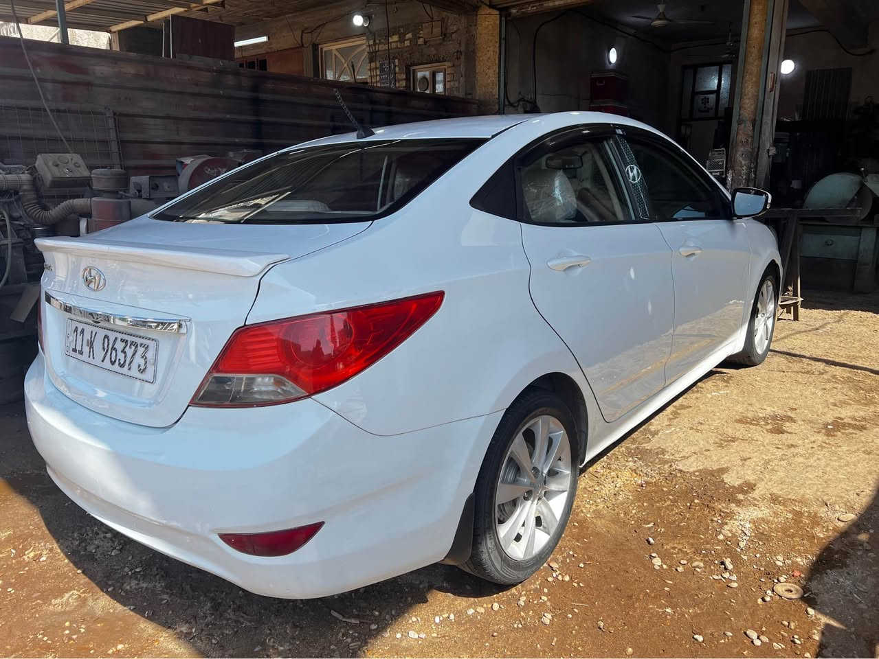 السلام عليكم هونداي اكسنت 2014 خليجي
كير محرك مكفولات محرك 1600 تدفئه تبريد اشاير بالمري تحكمات ستيرن جهتين +شاشه وكامره خلفيه
+حدادية صدر كامله رقم بغداد الانكليزي السياره مابيها اي نقص مكان السياره بغداد حي البنوك
السعر 98 وبيها مجال حك الجيه
*********** Colombo, Sri Lanka
