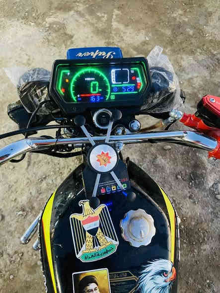 سلام عليكم دراجة سيفان للبيع موديل 24 مكفولة كفالة عامة سعر 650 وبيهة مجال مكان  ناحية سلام العنبكيه اتصل ***********
